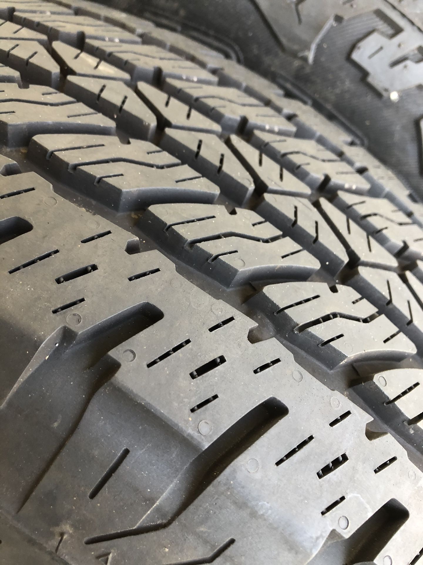 (2) Bridgestone Dueler 245/75/17 year 2021