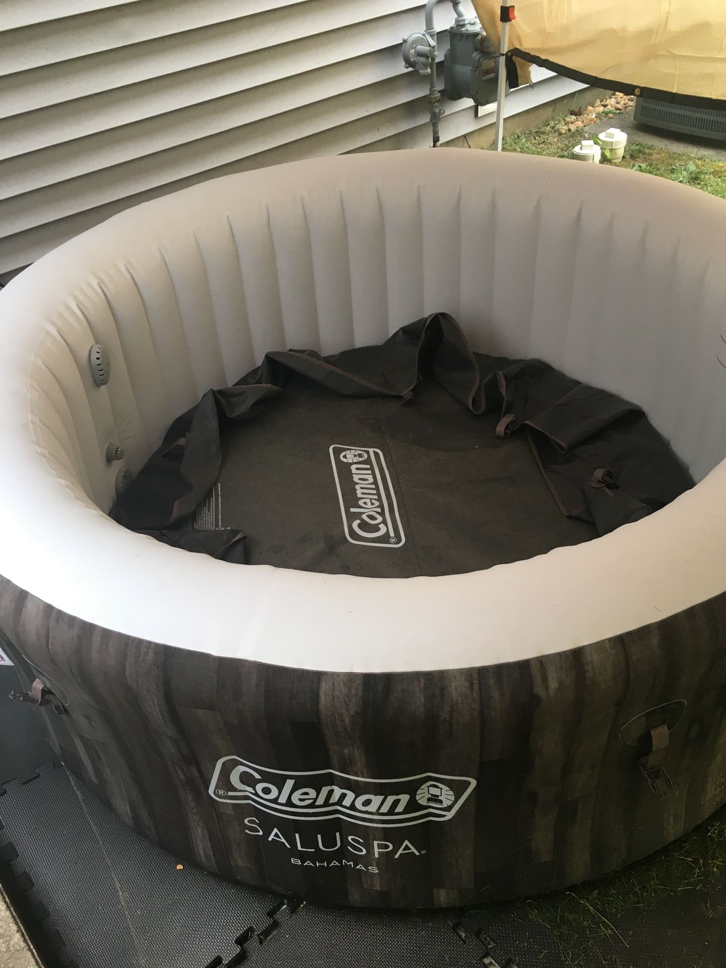 Inflatable Hot Tub