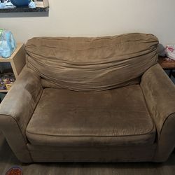 Pull-out couch/Sofa