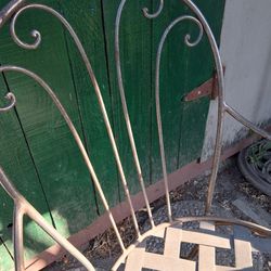 1970 VINTAGE WROUGHT IRON CHAIR