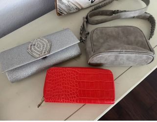 Purses and wallet all for $3