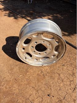 1 - Chevy Silverado Diesel 2500HD Aluminum Rim