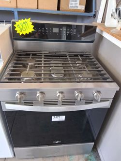 New whirlpool stainless gas stove 5 burner