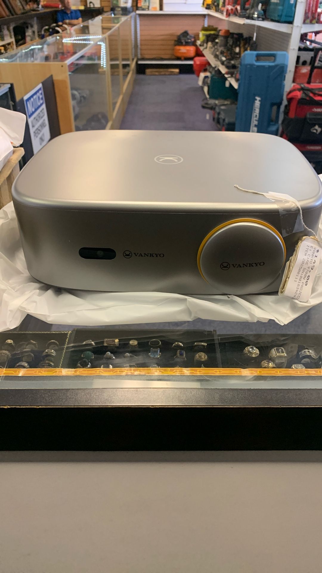 Vankyo Projector