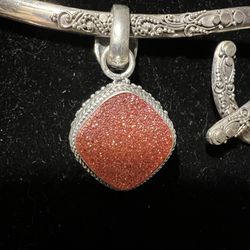 Arda Pave Orange Pendent  Choker Not Included  
