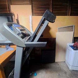 Horizon Treadmill T101