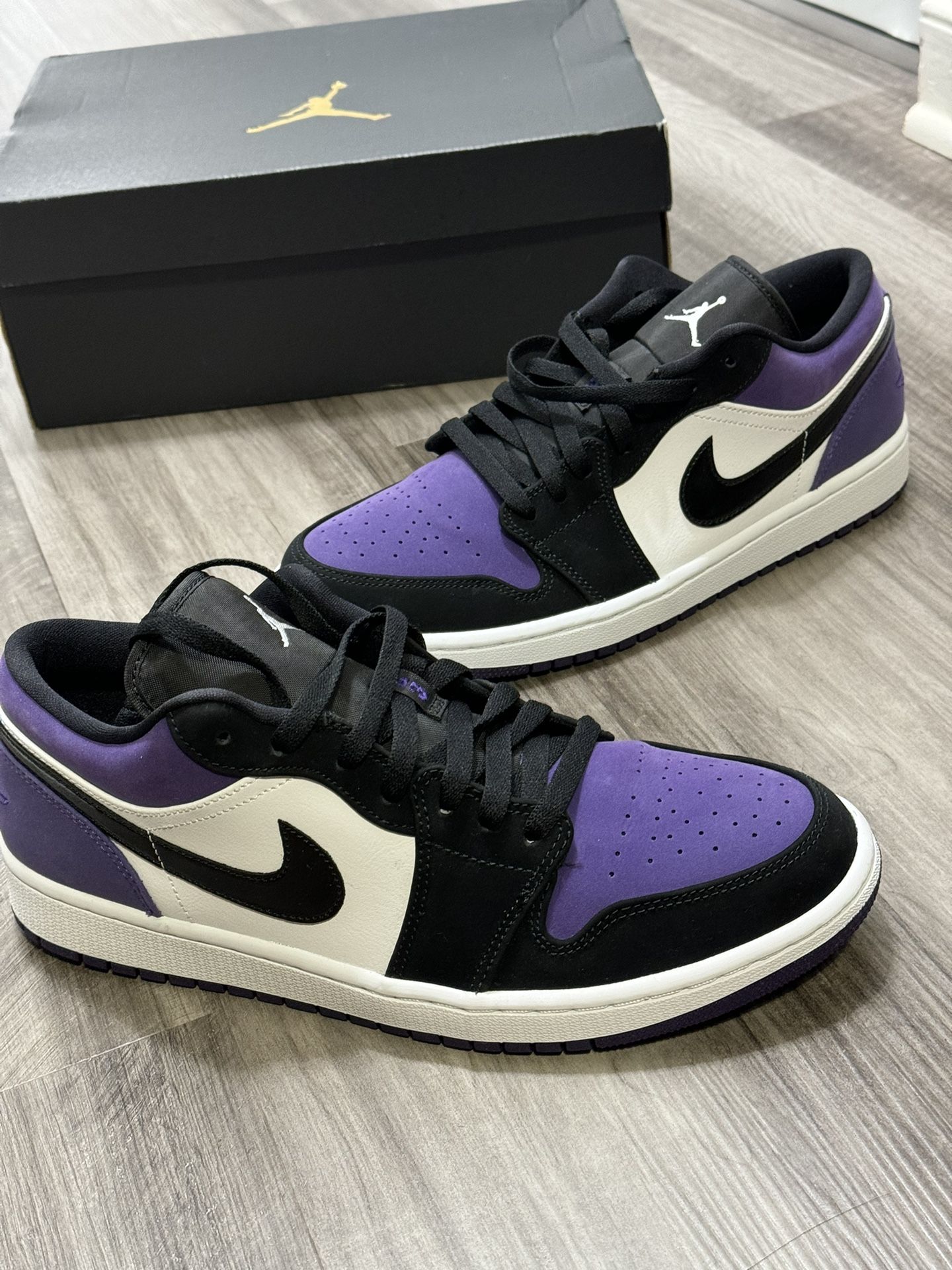 Air Jordan 1 Low “Court Purple” Men’s 10.5