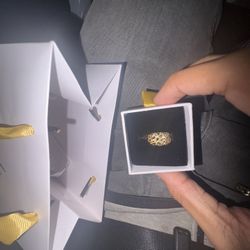 10k Nugget Ring 
