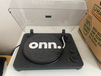 Vinyl turntable record player