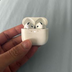 AirPods 4 