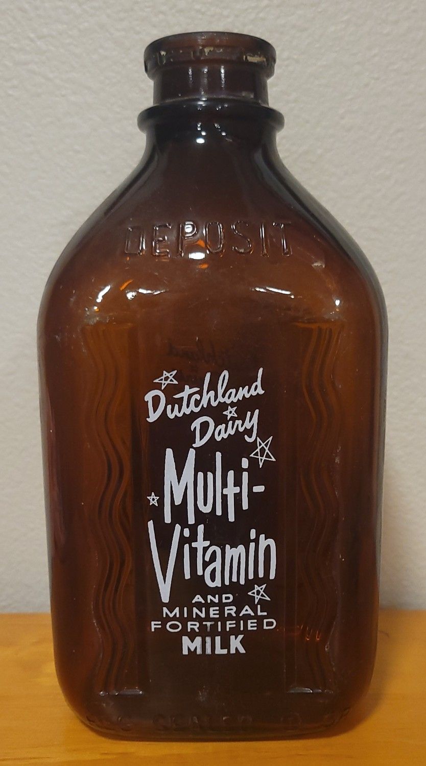 Vintage Dutchland Dairy 1/2 Gallon Brown Glass Milk Bottle


