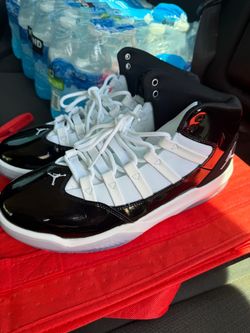 Jordan (Max Aura) MENS SIZE 10.5