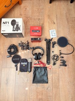 Music Recording Setup Rode NT1 and Scarlett Solo