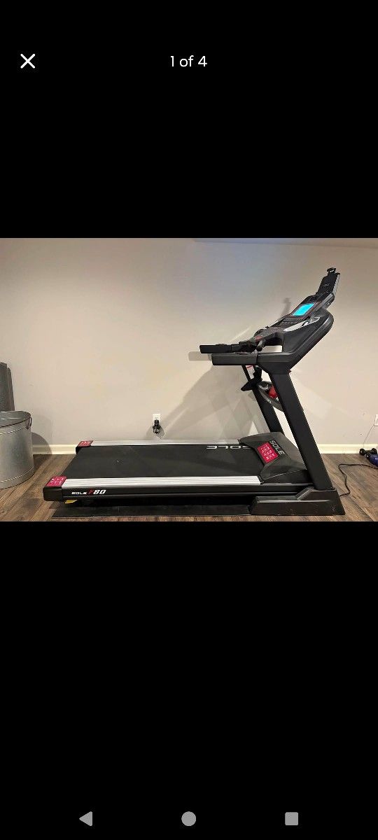 SOLE F80 TREADMILL ( LIKE NEW & DELIVERY AVAILABLE TODAY)