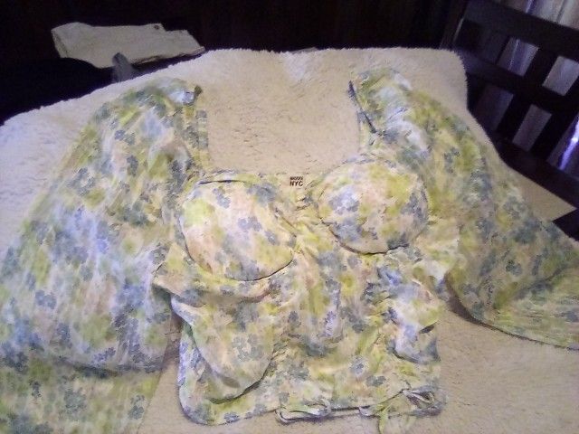 Brand New Madden NYC Shirt.Large