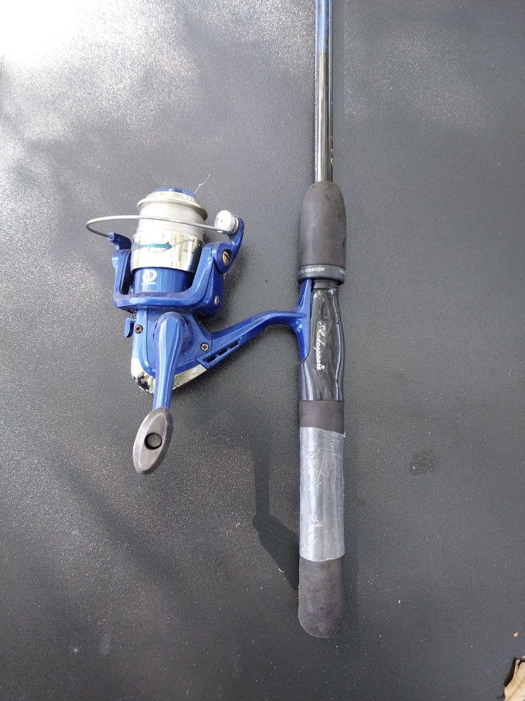 2 Fishing Rods And Reels With Bonus