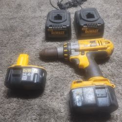 Drill+2batteries+Charger