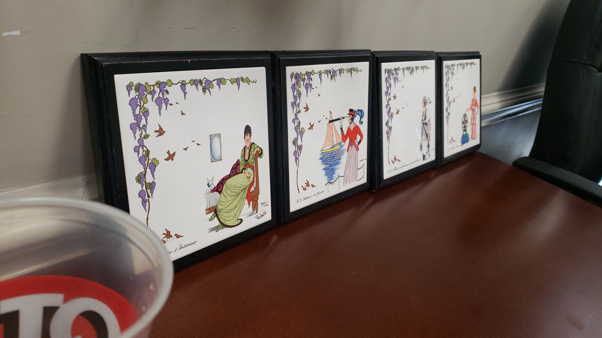 Ceramic tile with vintage Itanian fashion