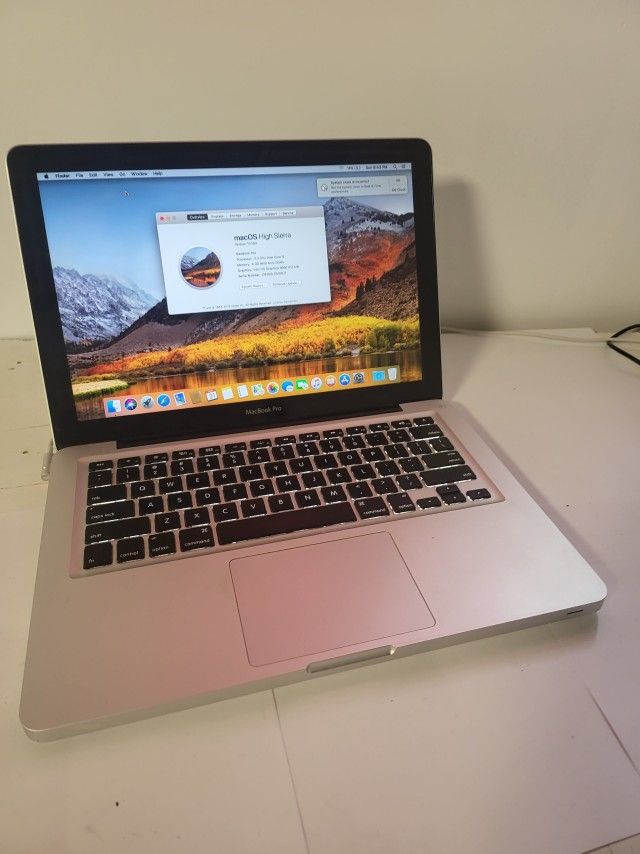 MACBOOK PRO CORE i5 AT 2.3GHZ (SHOP70)