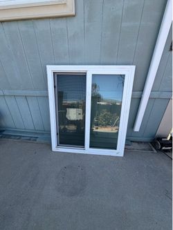 🪟 Vinyl Sliding Window for Sale