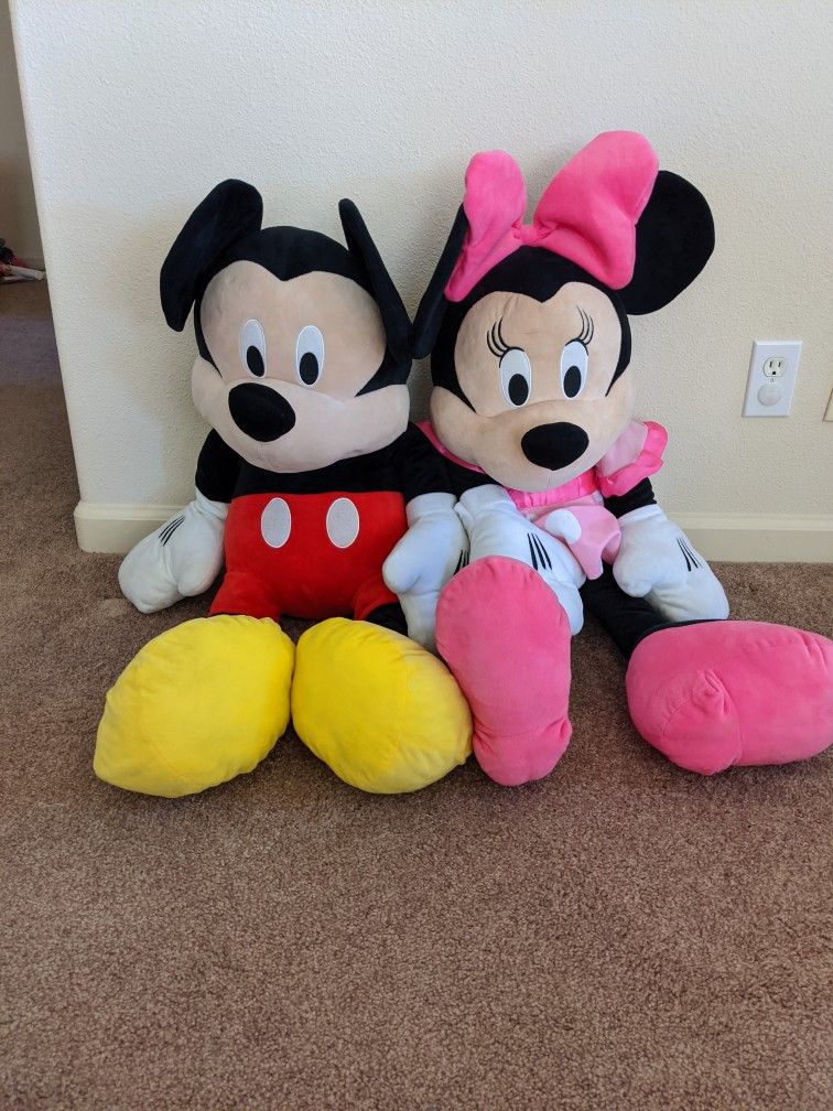 Two Big Mickey Mouse 