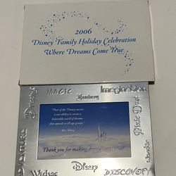 2X DISNEY 2006 CAST FAMILY HOLIDAY CELEBRATION FRAME WHERE DREAMS COME TRUE 