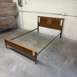 Delivery Is Available Vintage Harmony House Mid-Century Walnut queen bed $690 OBO! 