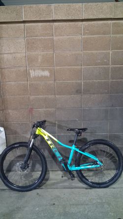2023 Trek Marlin 5 gen 2