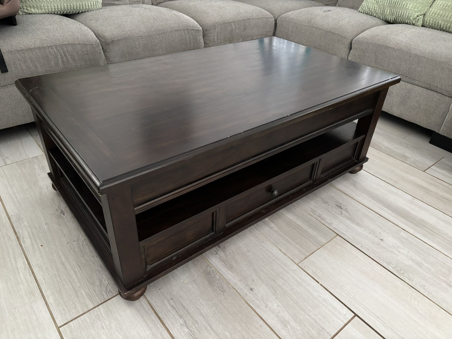 Lift Top Coffee Table