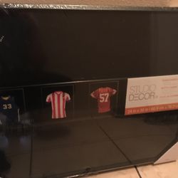 Shadowbox Showcase/frame