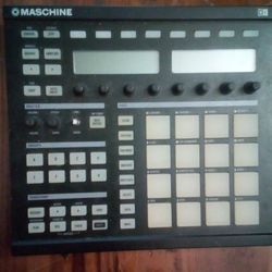 NATIVE INSTRUMENTS MASCHINE 