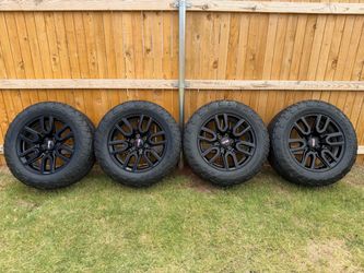 GMC WHEELS AND TIRES