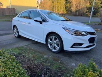 2017 Chevrolet Cruze Premier Sedan 4D