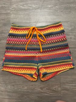 Size Large Aztec Print Knit Shorts