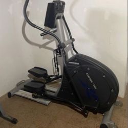 RL1500 Elliptical Machine For Sale!