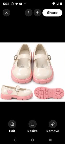 Girls Mary Jane Shoes with Heart Detail