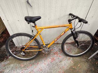 Men’s GT Rebound Mountain Bike - yellow