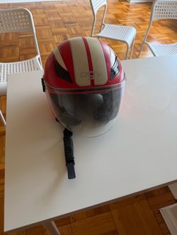 Motorcycle helmet