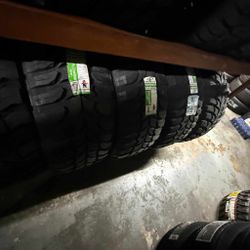 Crosswind 37X13.50R26 Truck Tire – Rugged Off-Road Grip & Highway Comfort