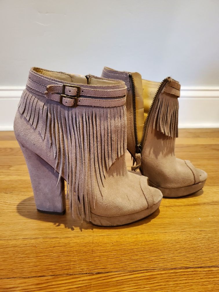 Nine West Tan Suede Open toe Fringe Bootie 7M