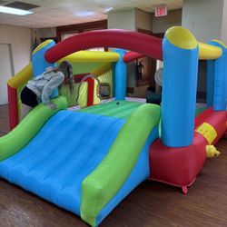 Bounce House With Ball Pit