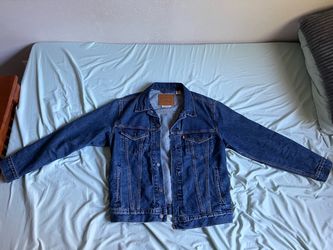 Levi’s Premium Relaxed Trucker Jacket - Men’s Small