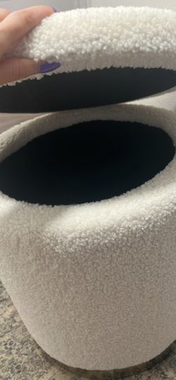 White circle ottoman