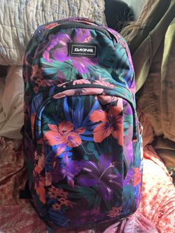 Dakine campus backpack used once