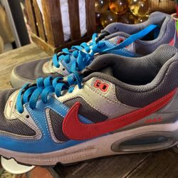 Nike Air Max Size 9