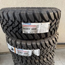 Toyo Open Country m/t 33x12.50r17