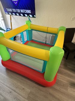 BOUNCE HOUSE 3years And Up