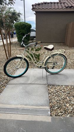 Schwinn Fairhaven Cruiser Bike – , Comfortable Ride, Rear Rack