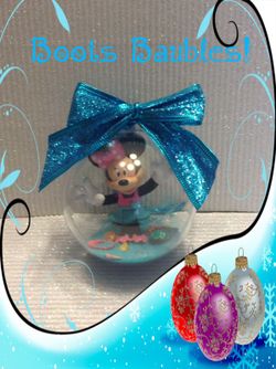 Handcrafted Minnie Mouse beach Ornament