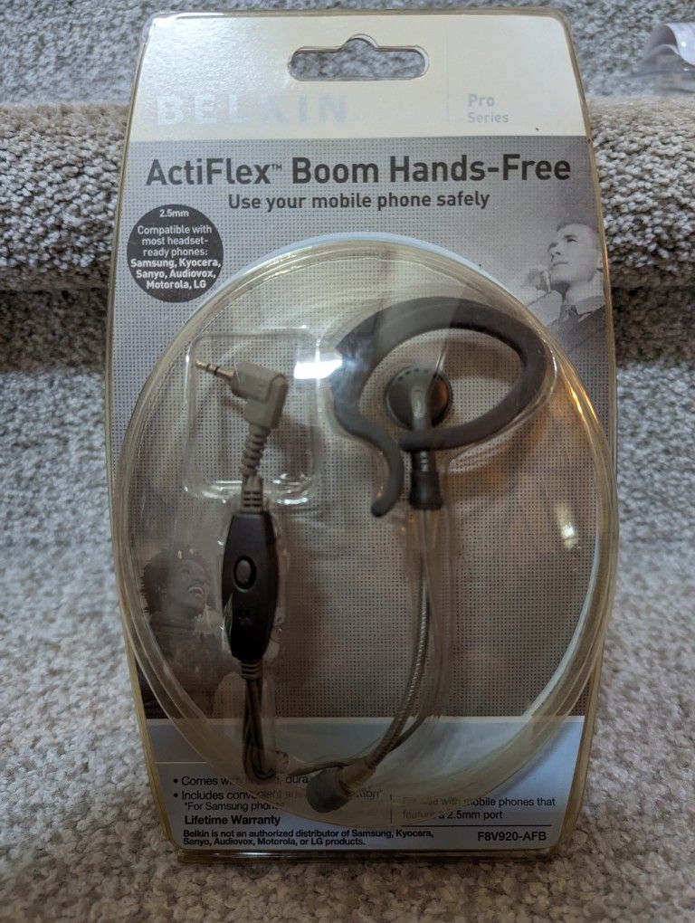 Belkin 2.5mm Over Ear Graphite Ear-Hook Headsets Headphones Mic Headset Wired